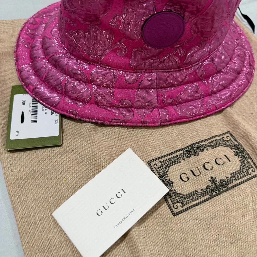 Gucci Reversible Bucket Hat Fuchsia Pink Metallic GG Monogram Floral 697361 M
